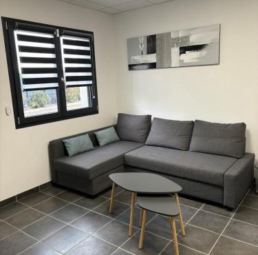 Studio proche Vienne 38200