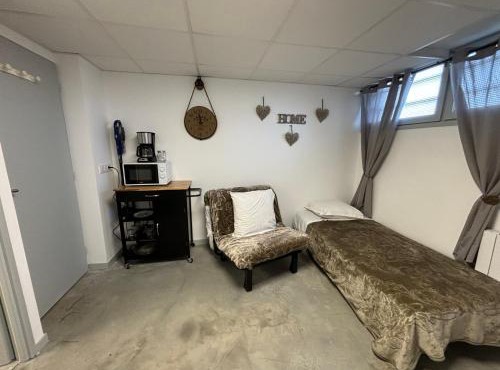 Studio, quiet and secure in ZA