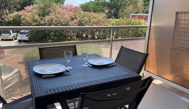 Studio with Terrace and Parking in Canet-en-Roussillon