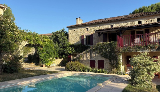 Stunning family house in the Lot with private saltwater pool and garden.