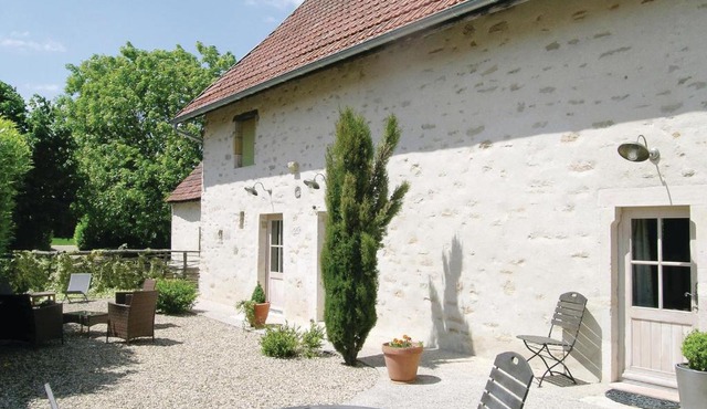 Stunning Home In Ruffey Les Beaune