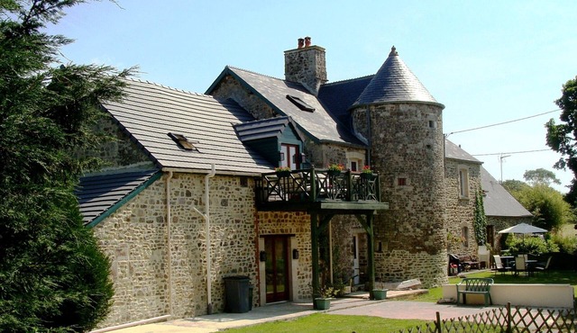 Stunning La Grange Cottage, Child-Friendly, Heated Pool Great Facilities