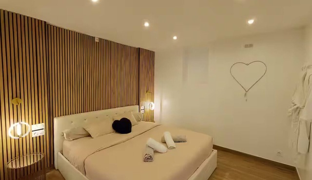Suite " Bulle Évasion " Loft Spa: Jacuzzi and Sauna