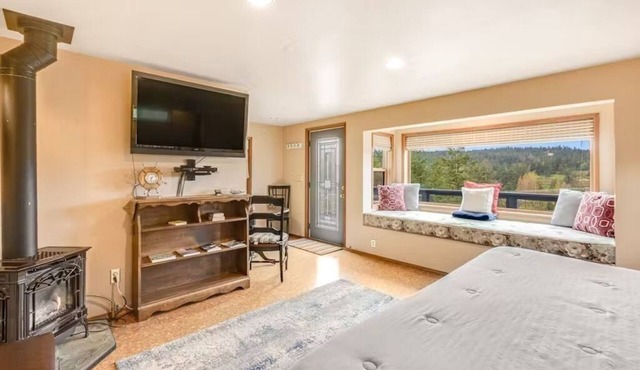 Sunset Suite in Deer Harbor in Eastsound