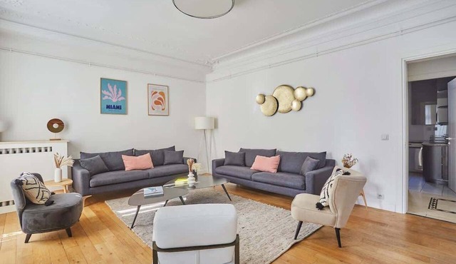 Superb apartment Center of Paris-Montmartre