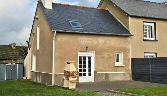 Terraced Country House near Sea