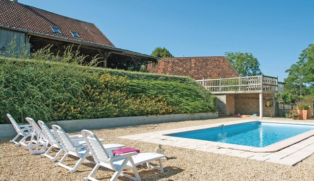 The cottage is located in Sarrazac, a very small village: quiet, rural and centrally located between