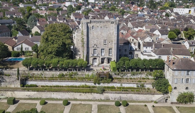 The Donjon de Moret, a historic, rare, magical and exceptional place