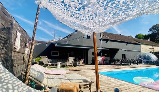 The house of ELODIbiZA🌵+ swimming pool👙at 45mn🚂de PARIS !