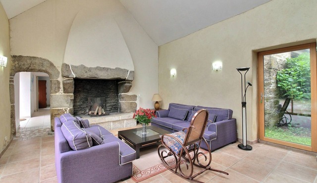 Ti Suzana–170 m² family farmhouse, large garden, beach 3 km away, all-inclusive