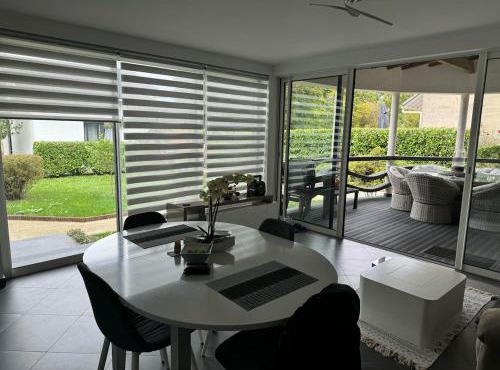 Tout confort Appartement avec terrasse 6 personnes - Proche de Disney