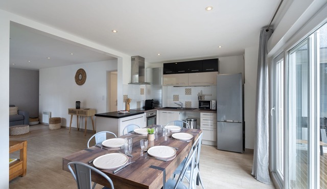 Ty Kermor - Two Bedroom Apartment, Sleeps 6