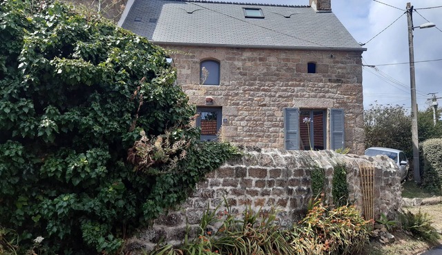 Typical granite house 800 m from the beach