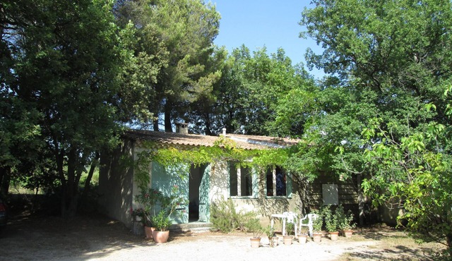 VAISON LA ROMAINE QUIET STUDIO IN THE HEART OF NATURE
