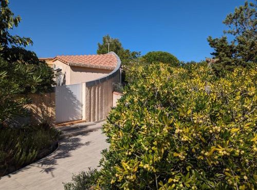 villa bord de mer