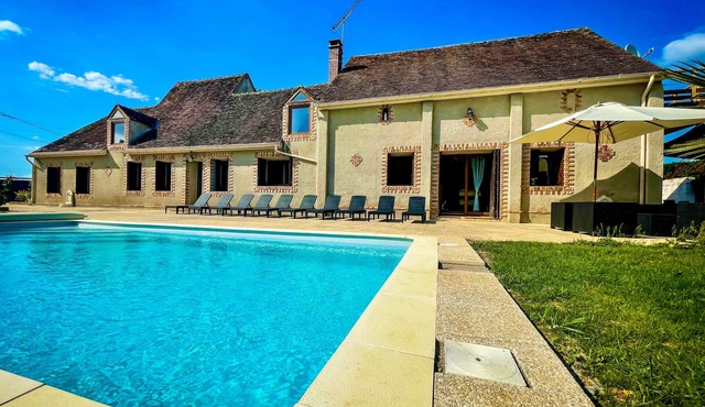 Villa Cocorico (45) 30 pers-piscine-1h30 Paris