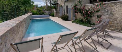 Villa de luxe La Jonchère, Piscine vue sur les vignes Beaune