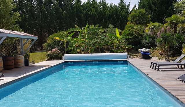 VILLA EXOTIQUE 20mn from the ocean, large 15X6 pool