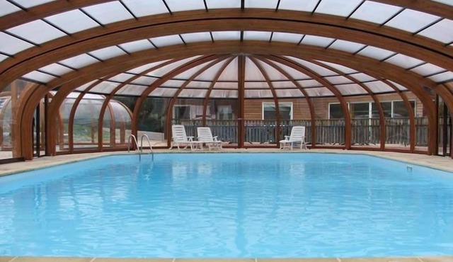 Villa, panoramic view, fully equipped, private terrace, covered swimming pool.