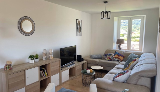 Vosges: quiet house near Gérardmer (15 min) – sleeps 8 – pets allowed.