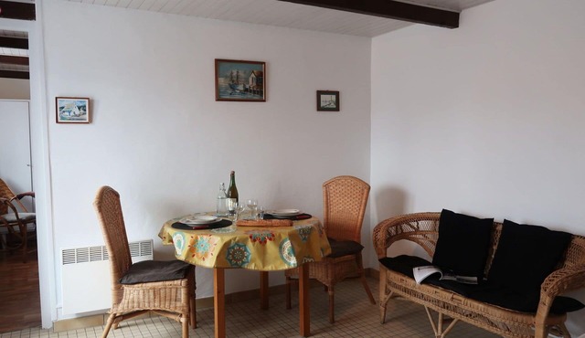 Wonderful private villa for 2 guests with pets allowed