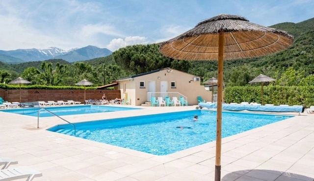 ZEcamping 3 étoiles familial piscine chauffée mobil-home TV clim 28m2