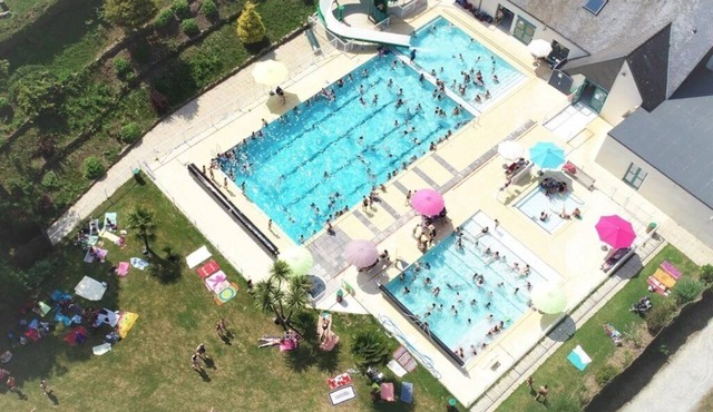 ZEcamping 3 étoiles piscine chauffée locatif TV BBQ 33m2