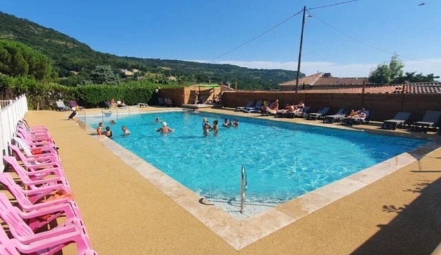 ZEcamping 3 étoiles pataugeoire chalet LV BBQ clim 35m2