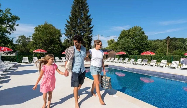 ZEcamping 4* piscine chauffée animaux acceptés mobil-home BBQ 27m2