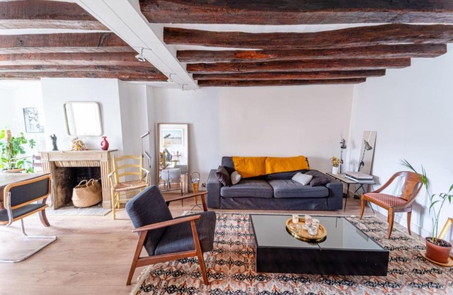 Charming apt close to Notre Dame de Paris