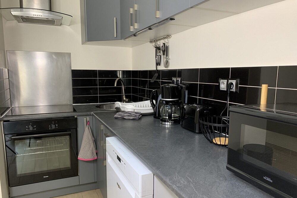 Lagny-sur-Marne Apartment | Appartement with patio, Disneyland - Paris