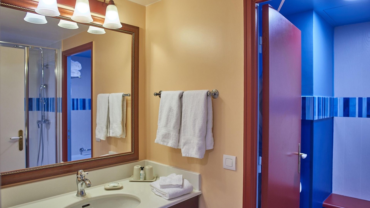 Photo of Bathroom in Coupvray