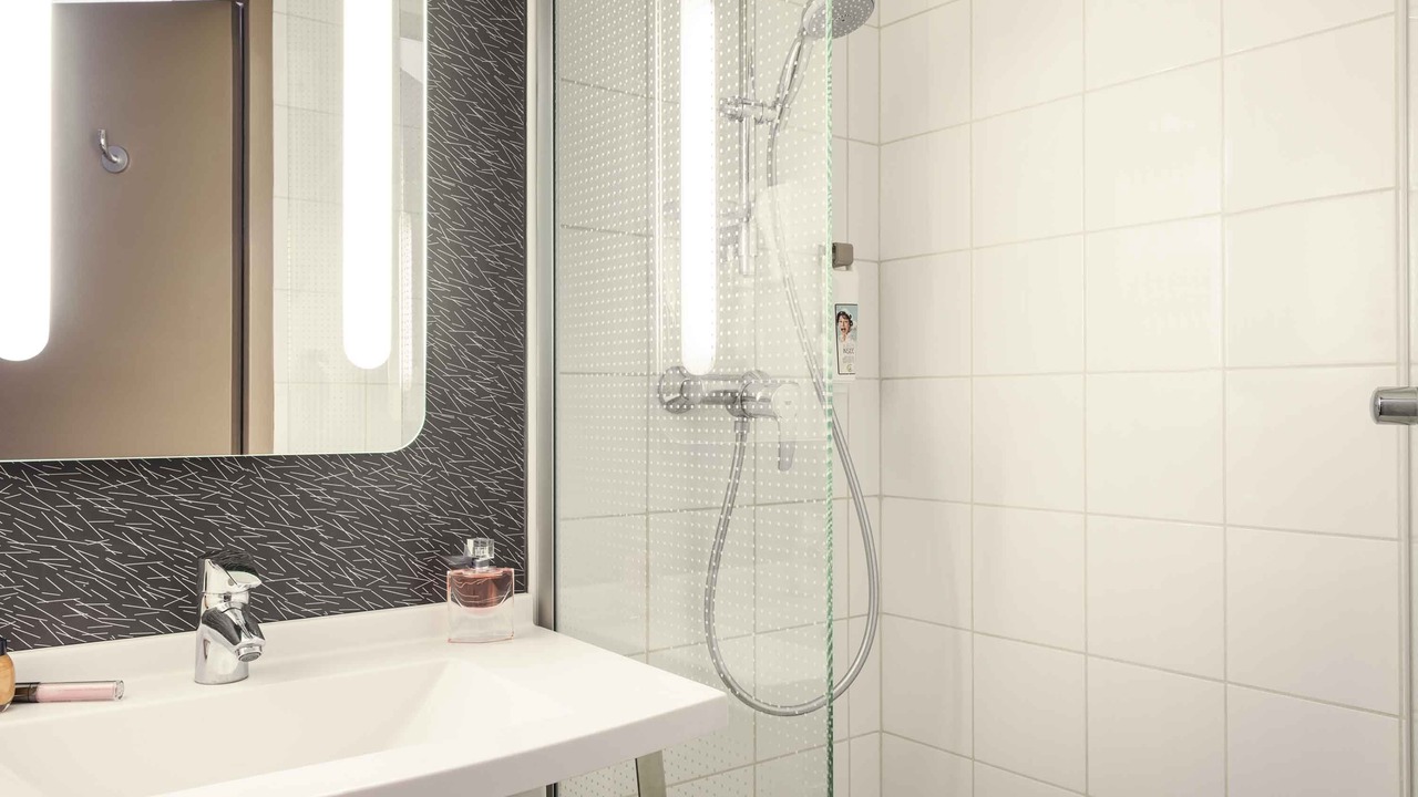 Photo of Bathroom in Rungis