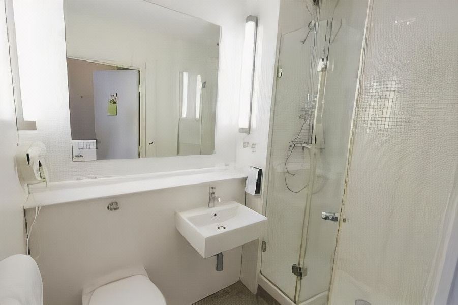 Photo of Bathroom in Le Mesnil-Amelot