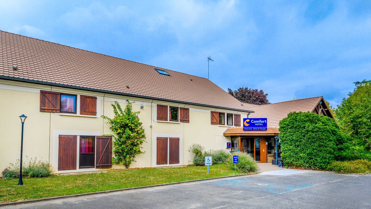 Photo of Buildings in Pithiviers