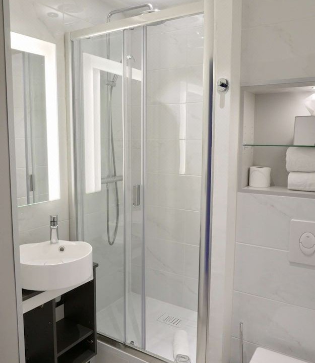 Photo of Bathroom in Crepy-en-Valois