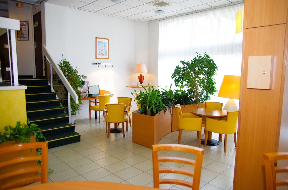 Photo of Livingroom in Secteur 1