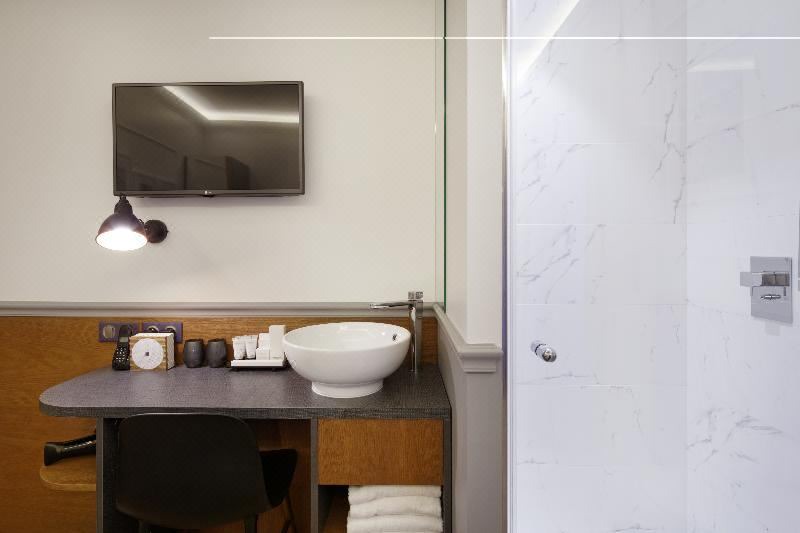 Photo of Bathroom in 10th Arrondissement