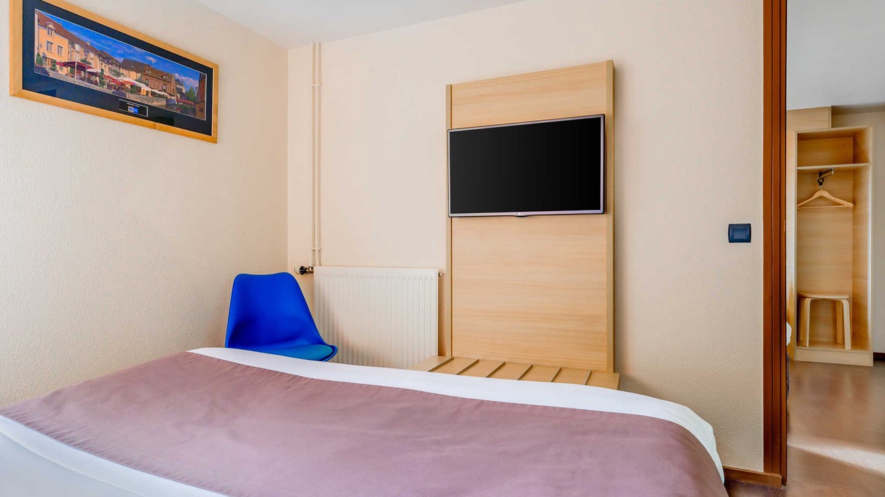 Photo of Bedroom in Pithiviers