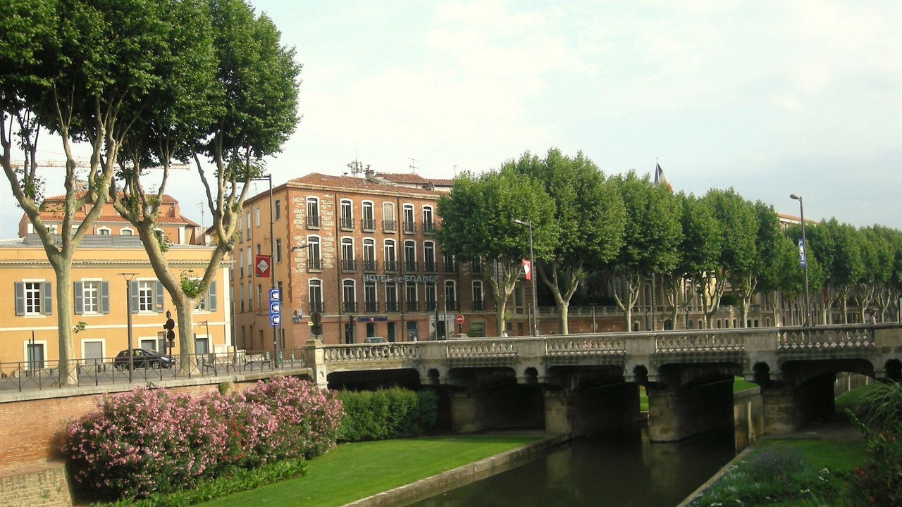 Photo of Buildings in Saint-Jean