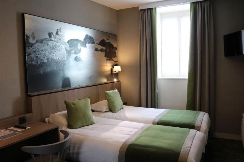 Photo of Bedroom in Le Mont-Saint-Michel