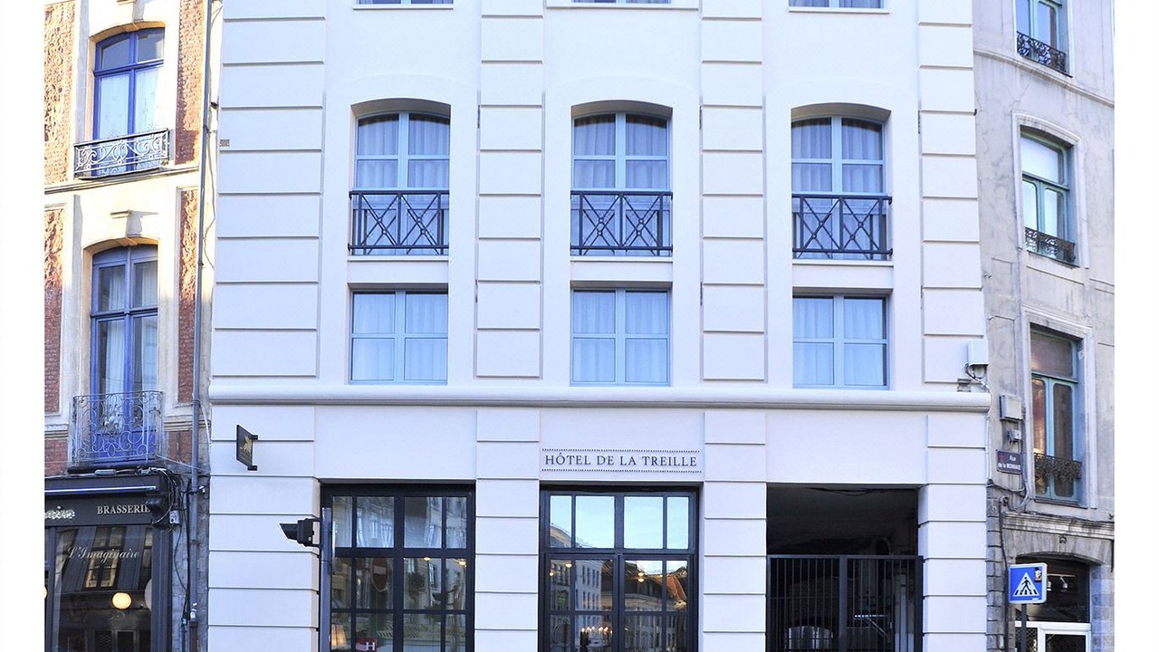 Photo of Buildings in Sart-Babylone