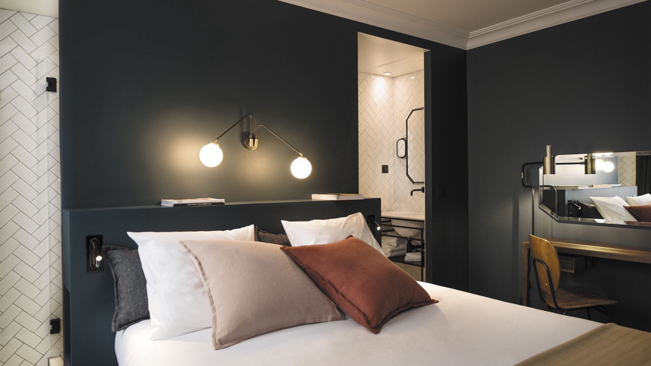 Photo of Bedroom in 13th Arrondissement