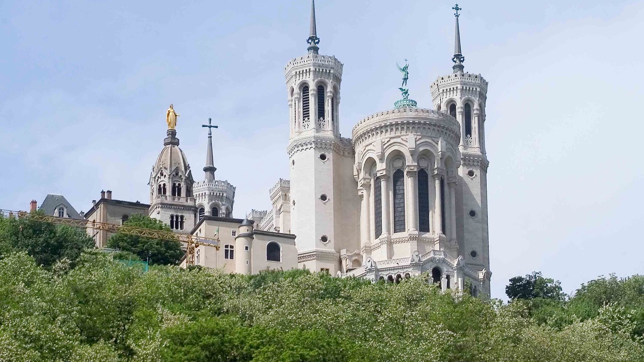 Photo of Buildings in Chaponnay