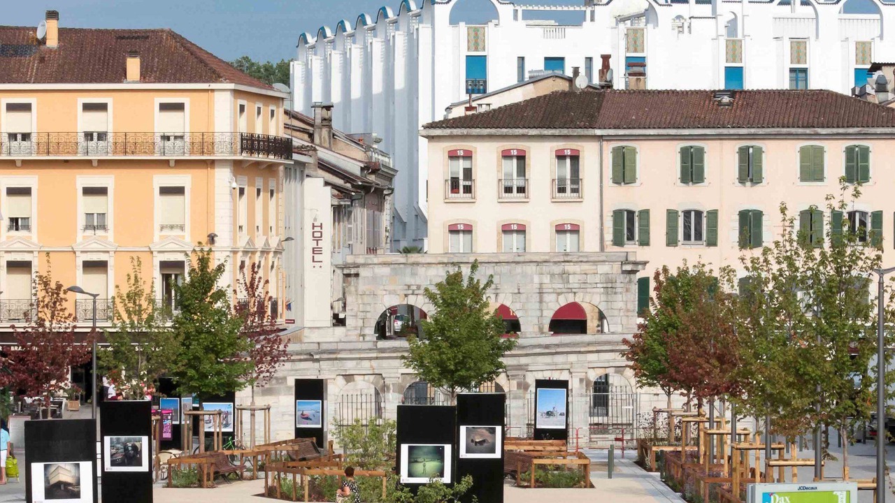 Photo of Buildings in Dax