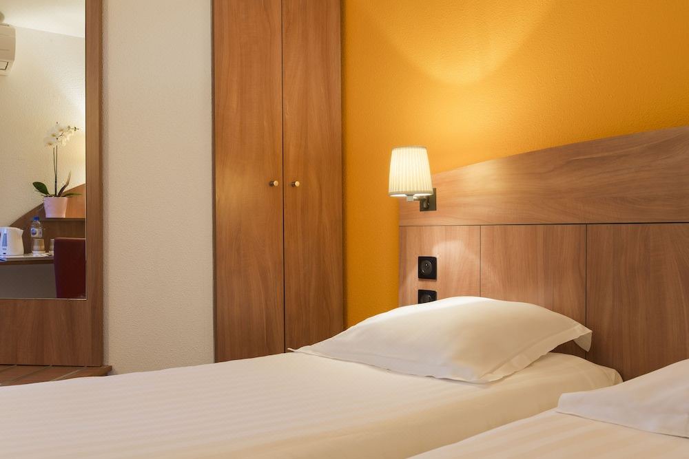 Photo of Bedroom in Meylan
