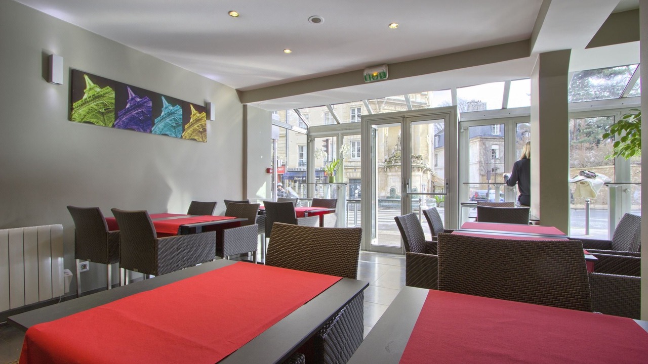 Photo of Livingroom in 5th Arrondissement