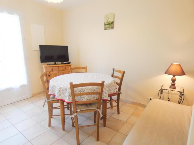 Photo of Livingroom in Angoume