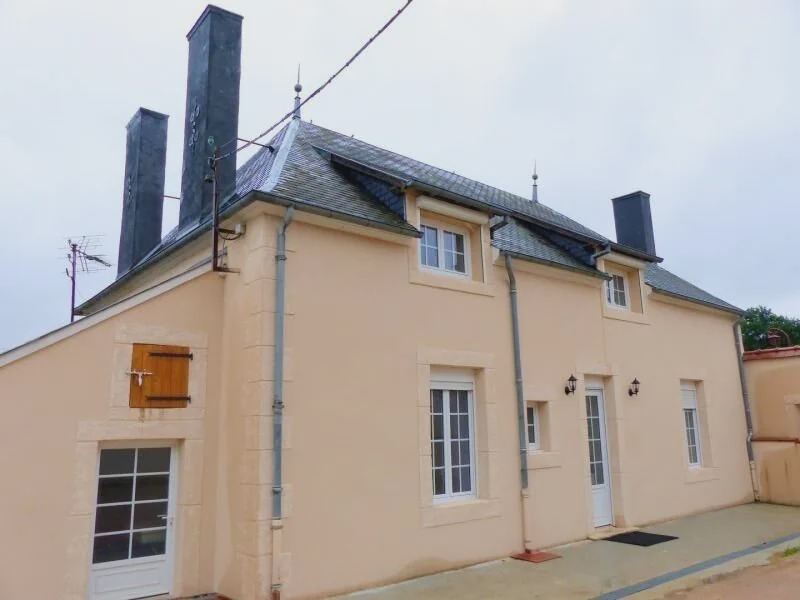 Photo of Buildings in Valigny