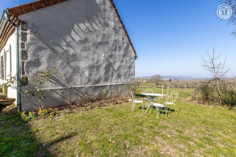Photo of Outdoor in Marly-sous-Issy